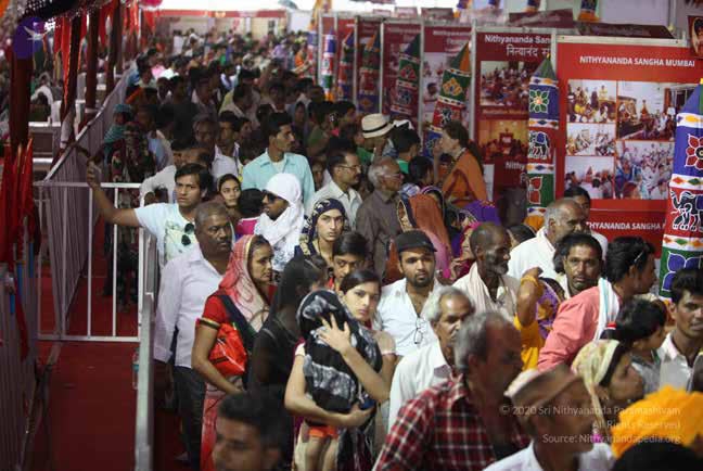 2013 & 2016 Kumbh Mela in Allahabad and Ujjain People benefiting in masses from the presence of The SPH and KAILĀSA3 The SPH inaugurating a new KAILĀSA in kanchipuram