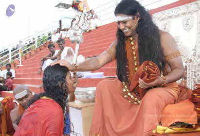 Blessed disciples receive the initiation into the lifestyle of sanyas from the incarnation of Paramaśiva, The SPH2