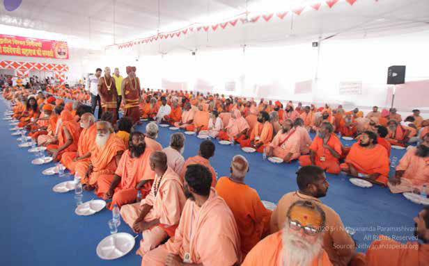 The SPH graces a bandara, an indigenous tradition where Hindu sadhus share food, powerful cognitions, and positive sentiment for Hindu identity